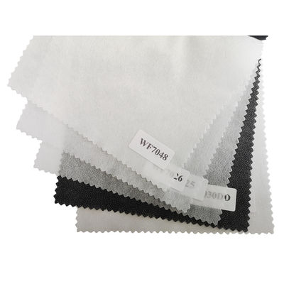 Nichtgewebte Fusible Interlining Gewicht 17-100gm Polyester/Nylon für Satingewebe